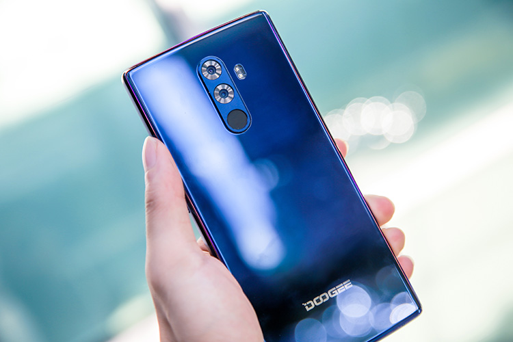 Doogee Mix 2